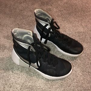 Nike women’s basketball shoes